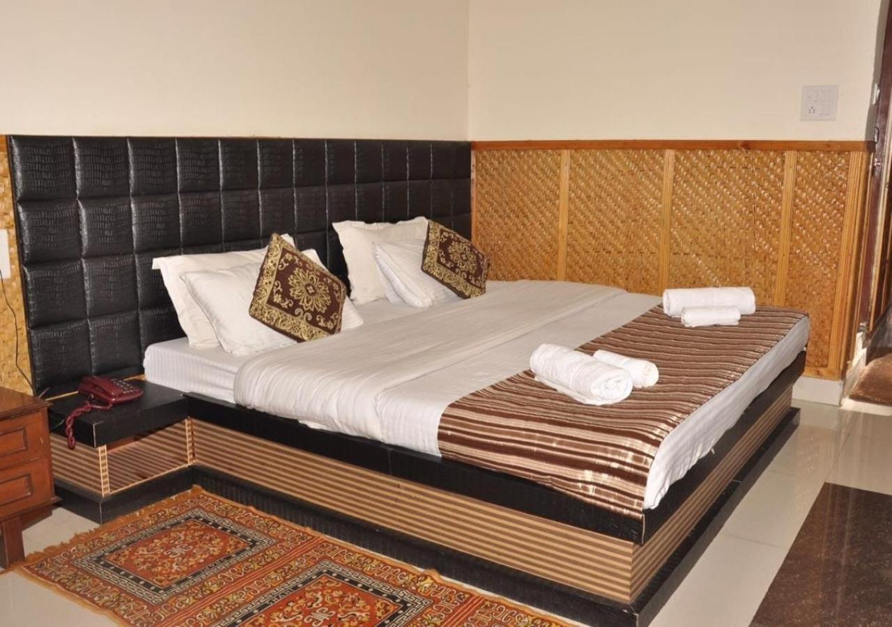 קאוסאני Himalaya Mount View Resort Uttarakhand מראה חיצוני תמונה